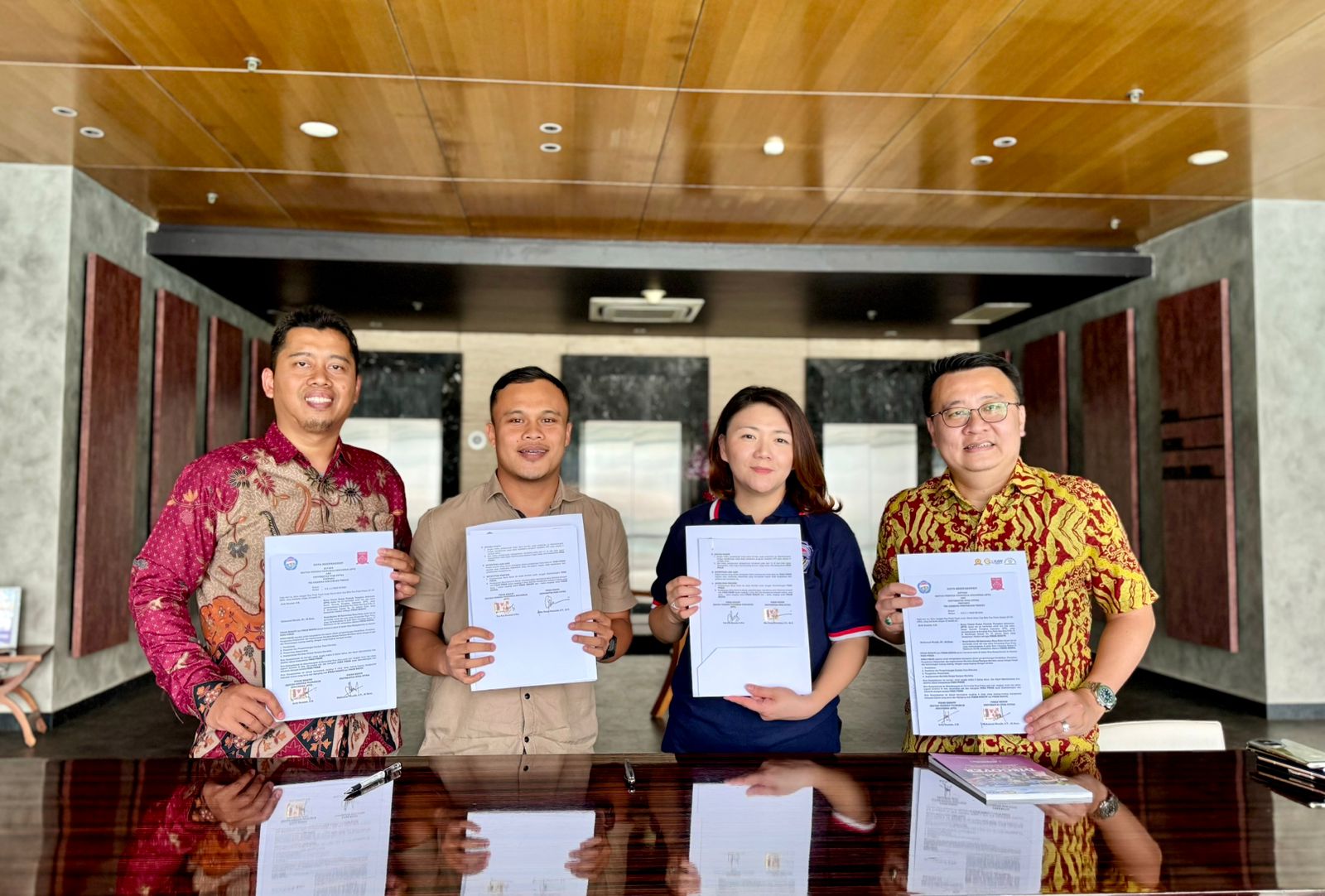Nusa Putra University Establishes Collaboration with the Indonesian Chinese Youth Association